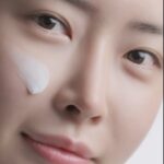 Andreas Varsakopoulos Instagram - 세라마인을 위한 광고. A commercial for Ceramine, a Korean cosmetic company. - @ceramine.official @kxxgsu #광고제작 #화장품광고 #바이럴마케팅 #productvideo #skincare #commercialproduction
