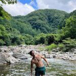 Andreas Varsakopoulos Instagram - 계곡 위치는: 비밀 ;) - A river spot at an undisclosed location (my secret ;) - #🍉🍺🏞️
