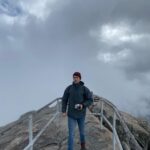 Andrew Neighbors Instagram - Some of my friends and I went to sequoia last week. Made a YouTube videos if you’re bored. Link in my bio. 🌱Ily Sequoia National Park, California