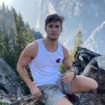 Andrew Neighbors Instagram - Don’t fall off Yosemite National Park