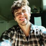 Andrew Neighbors Instagram - Itchy but cuddly