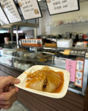 Andy Bian Instagram - 每個人都有自己的生命清單，而這份清單你完成了多少呢？

我自己喜歡透過旅行的方式來完成，旅行的方式有很多種，我自己特別喜歡騎車與爬山，雖然過程辛苦，得到的快樂卻是加倍的。

環花東。也是騎車的一個經典路段，360公里，與夥伴們連續兩天坐在自行車上，踩著踏板，沿路創造許多的故事（也有驚險萬分的），當到達終點的時候，那份快樂，真的會讓你想要再計畫一趟下次的旅行～

清單太多真的要很熱血的來執行，騎完車該來爬山了，南湖、翠池、能高安東軍，該來好好計畫一下💪🏻💪🏻💪🏻

#環花東