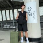 Andy Bian Instagram – 謝謝大家來參加第二場簽書會，見到你們超開心❤️❤️❤️
來台南可以吃好多美食，大家覺得哪一家牛肉湯最高呢😳
#台南 #卞慶華 #晏人物
#floyd #滑板行李箱