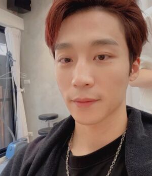 Andy Bian Instagram - 被寵物融化的每一個瞬間～
看到小動物就⋯⋯完全戀愛了❤️
#小情人們快樂