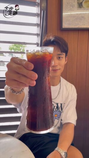 Andy Bian Instagram - 泰國早餐怎麼吃～大家看過來😋😋😋
#邢泰記 
#曼谷
#卞步足跡