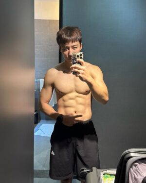 Andy Bian Instagram - Day3就已經愛上菲律賓
終於成為外景人，世界第一等我愛你😍😍😍
到時候一定要收看喔！
@worlds_no_1_gtv 
#世界第一等
#菲律賓
#克拉克