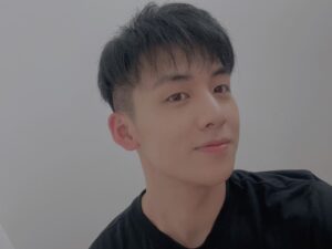 Andy Ko Instagram - 回到17歲💫