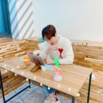 Andy Lee Instagram - Stay 앤 Home 시리즈 🏠 #2 오늘은 앤디가 주황공주의 앤’돌핀을 위해 직접 읽어주는 #칭찬멘트 🤣 ⠀ #앤디 #ANDY #신화 #SHINHWA #앤디REC #Stay앤Home