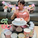 Andy Lee Instagram - 올해도 정말정말 고마워요🧡 🎈🎂⚖️ 앤디의 셀프 랜선 생일 파티에 와주신 모든 분들도 감사합니다🤗🍊🍒 #앤디 #ANDY #신화 #SHINHWA #HAPPYANDYDAY