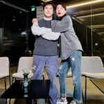 Andy Lee Instagram - 오늘은 앤디와 김동완이 함께하는 추억 소환 힐링 타임~🧡 잠시 후 7시 30분 #채널S 에서 만나요🏠 #앤디 #ANDY #신화 #SHINHWA #채널S #힐링산장2