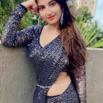 Angel Rai Instagram - Use your smile to change the world Don't let the world change your smile ♥️ #angelrai #fun #saree #style #wings #hope #mng #love #traditional #viral #angel #trend #viral