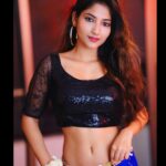 Angel Rai Instagram - Aankho hi aankho mein baaton hi baaton mein tune churaya jiya…👀 📸 by : @ganesh_sharmaaa #wings #angellovers #potd #angelrai