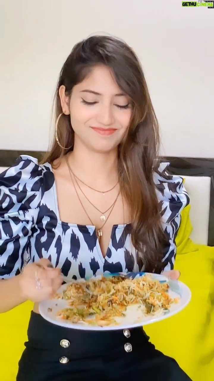 Angel Rai Instagram - Ur favourite food? #foryou #love #trending #viral #angelrai #style #fun #reels