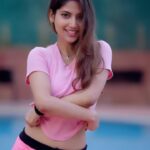Angel Rai Instagram – Trend in new style 🤣🤣 

#foryou #foryoupage #angelrai #taklubadshah #wings #fun #funnyvideos #comedy #love #shorts #instareels #instadaily #instafun #trendingreels #trend #style