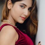 Angel Rai Instagram - Door akhiyo se jaye na ♥️ #DoorAnkhiyonSe #foryou #angelrai #trending #viral #wings #love #instagood #instalike @lisamishramusic @ritviksahore @rochakkohli @vyrloriginals