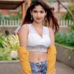 Angel Rai Instagram – मुझे दिल में बसाने की कोशिश ना कर , 
में ख़याल हूँ मुझे यू ही गुज़र जाने दे ।।
Click by :- @mahi_dewasi_99 
#foryou #angelrai #wings #trending #viral #pics #instagood #indian #feed #instafeed #instadaily #style