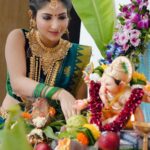 Angel Rai Instagram – Es saal bappa mere ghr bhi aaye hai 🙏 🎉
Ganpati bappa morya 🙏 aap sab per bappa ki kripa bani rahe … Happy Ganesh Chaturthi to all 🙏
📸 by :- @mahi_dewasi_99 
Make up and styling :- @makeover_sonam123 

#foryou #angelrai #celebration #proudtobeindian #trending #viral #ganeshchaturthi #mumbai #blessings #ganpatidecoration #ganpatibappamorya