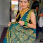 Angel Rai Instagram - Es saal bappa mere ghr bhi aaye hai 🙏 🎉 Ganpati bappa morya 🙏 aap sab per bappa ki kripa bani rahe … Happy Ganesh Chaturthi to all 🙏 📸 by :- @mahi_dewasi_99 Make up and styling :- @makeover_sonam123 #foryou #angelrai #celebration #proudtobeindian #trending #viral #ganeshchaturthi #mumbai #blessings #ganpatidecoration #ganpatibappamorya