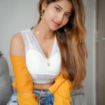 Angel Rai Instagram – मुझे दिल में बसाने की कोशिश ना कर , 
में ख़याल हूँ मुझे यू ही गुज़र जाने दे ।।
Click by :- @mahi_dewasi_99 
#foryou #angelrai #wings #trending #viral #pics #instagood #indian #feed #instafeed #instadaily #style