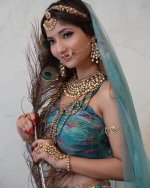 Angel Rai Instagram - तुम प्रेम हो ,तुम प्रीत हो , मनमीत हो कान्हा 
मेरे मनमीत हो 🙏
Happy Janmashtami to everyone 💕 

Make up by :- @makeover_sonam123 
Click by :- @mahi_dewasi_99 

#angelrai  #foryou #trending #viral #janmashtami #happyjanmashtami #radheradhe #krishna #wings #instapic #traditional