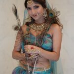 Angel Rai Instagram – तुम प्रेम हो ,तुम प्रीत हो , मनमीत हो कान्हा 
मेरे मनमीत हो 🙏
Happy Janmashtami to everyone 💕 

Make up by :- @makeover_sonam123 
Click by :- @mahi_dewasi_99 

#angelrai  #foryou #trending #viral #janmashtami #happyjanmashtami #radheradhe #krishna #wings #instapic #traditional