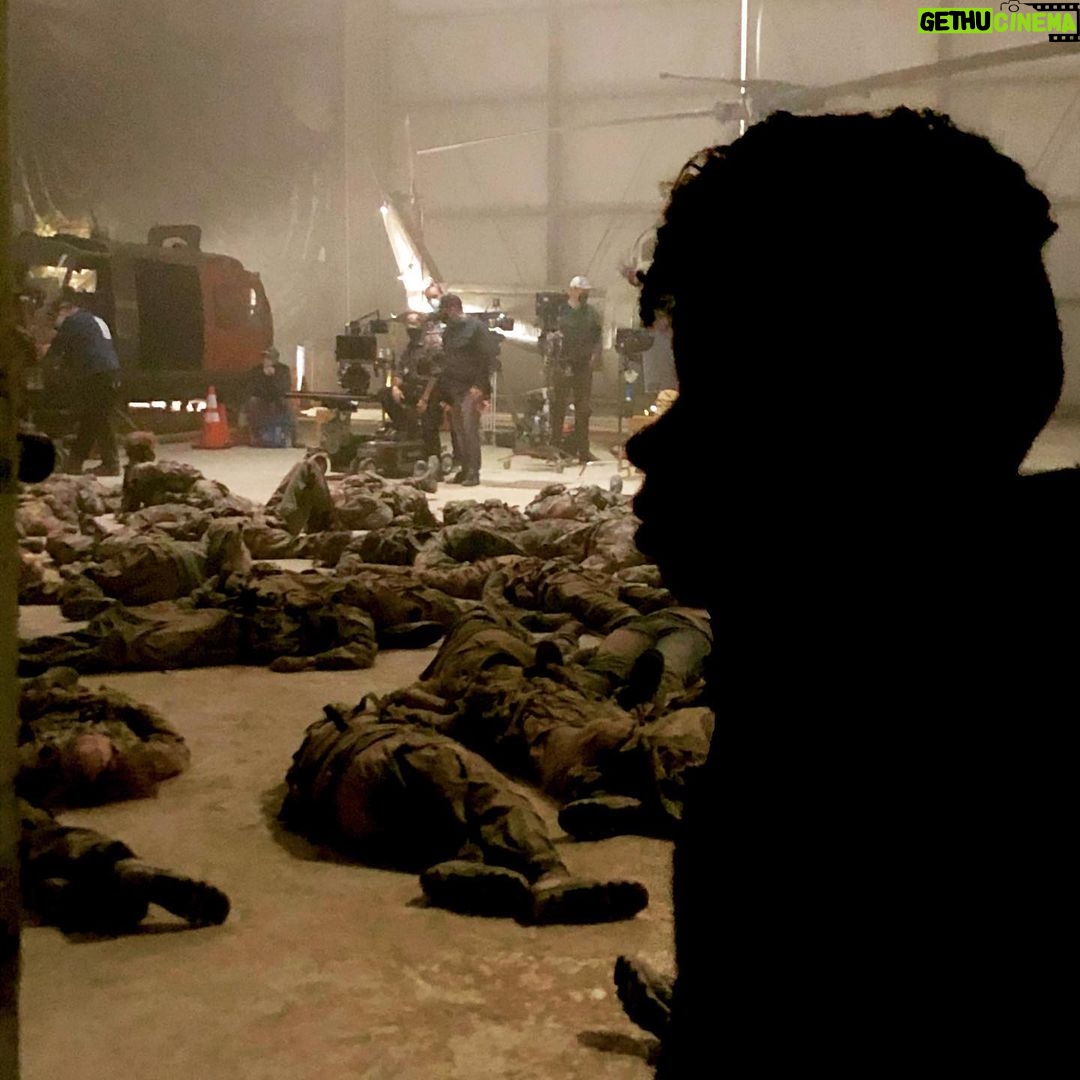 Angel Theory - 22.5K Likes - Season 11 of @amcthewalkingdead airs TONIGHT!🔥✨
-It’s 👏🏽 about 👏🏽 to go 👏🏽 DOWN‼️