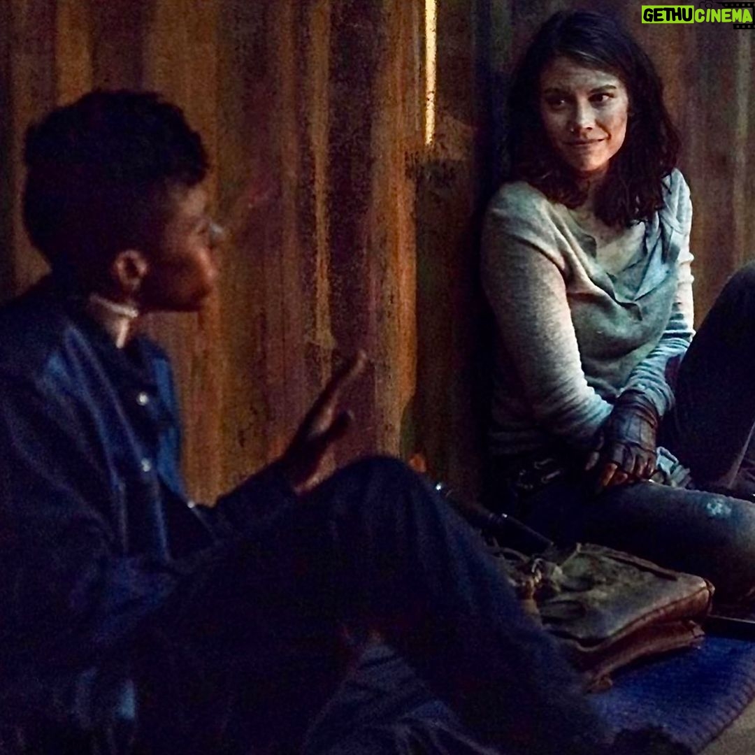 Angel Theory - 22.5K Likes - Season 11 of @amcthewalkingdead airs TONIGHT!🔥✨
-It’s 👏🏽 about 👏🏽 to go 👏🏽 DOWN‼️