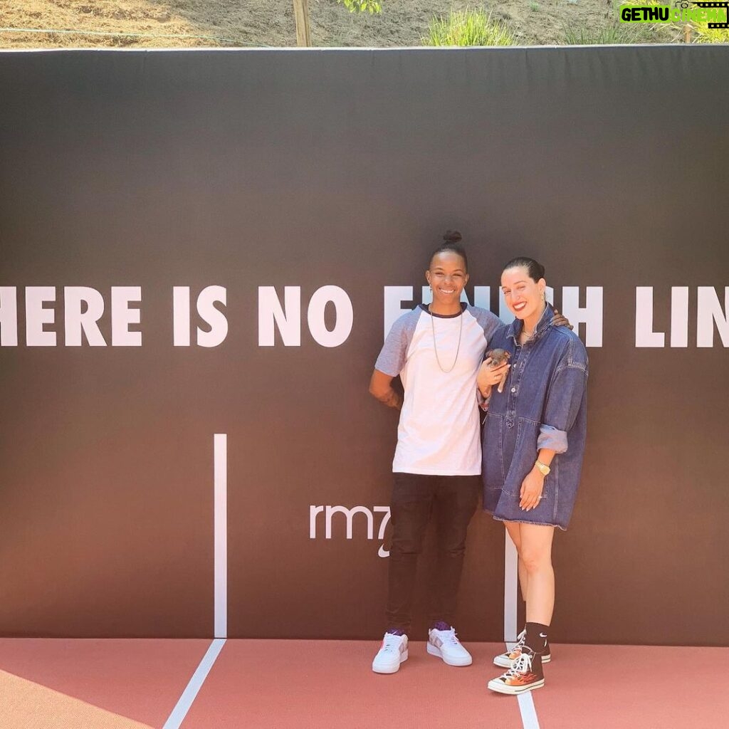 Angel Theory Instagram - Mom look! I’m working with @nike 😩❤️-this has been one of the many goals i had set for myself since my very first pair. This year has been such a blessing and I couldn’t be more excited for what’s to come 😌🔥! Thank you for the tour, showing me how things are designed and showing the inspirations behind each unique item you guys create! No one understands how much this means to me.. I’m smiling from ear to ear as I post this lol. ( p.s @novatheory1 and I had a blast🐶❤️)