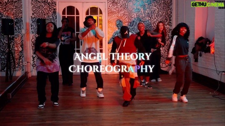 Angel Theory Instagram - Alright Alrighttt here’s last weeks bag🔥 -Ms.Monet done sprinkled something on this track cause the way it had us all vibin out mannnn 💯😮‍💨 Thank you to everyone that popped out and turnt up with me! 🧠- @angel_theory 🎤- @victoriamonet 🎶- Alright Dancers in video- @xo.__alicia @iamcaray @trulydayzz @angel_theory @casandra0901 @bhaluz (if you see someone that isn’t tagged comment their @ plz ☺) -Teaching this combo once more on Saturday 11/15 @gramercydancestudios 7pm‼✨ (DM, Order tickets online via gramercy website to reserve your spot) or pay at the door. #angeltheorychoreography #victoriamonet #hiphop #r&b #gramercy #dance #newyorkcity #dancers #alright New York City
