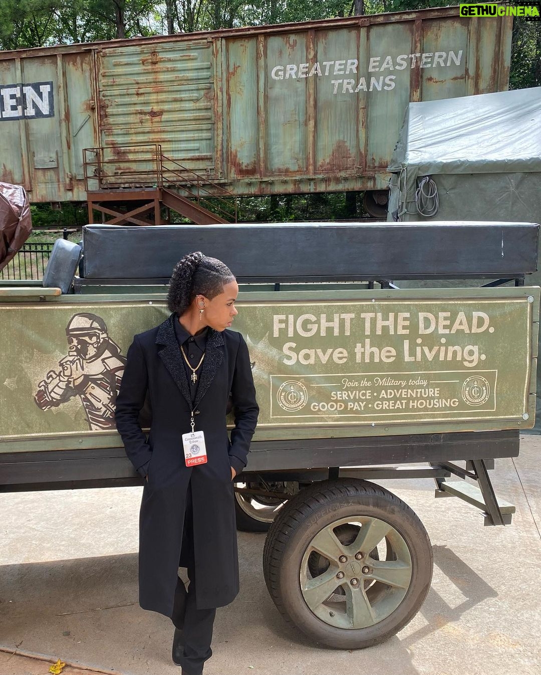 Angel Theory - 18.6K Likes - Photo dump✨🎃🧟♀️
#Bts #amcthewalkingdead #season11