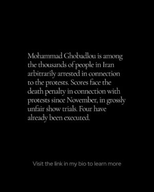 Angelina Jolie Instagram - An Iranian mother pleads at the prison gates to save her son, 22-year-old Mohammad Ghobadlou, who is at imminent risk of execution in Iran. Please take a moment and listen to the pain in her voice. As a mother of children similar in age, I can only begin to imagine the depth of the loss and pain felt by the mothers of young people who have been killed, beaten or imprisoned since the woman, life and freedom protests began. To the mothers - we hear you. We do not forget your brave loved ones, who risk their lives for others, and for Iran.

‎یک مادر ایرانی برای نجات پسر ۲۲ ساله‌اش محمد قبادلو که در ایران در خطر اعدام قریب‌الوقوع است، خارج دروازه‌های زندان فریاد می‌زند.لطفا یک لحظه وقت بگذارید و به صدای دردمند او گوش دهید. من به عنوان مادر فرزندانی هم‌سن با محمد، حتی نمی‌توانم عمق فقدان و رنج مادران جوانانی که از آغاز اعتراضات زن، زندگی، آزادی کشته، مجروح یا زندانی شده‌اند را تصور کنم. مادران - ما صدای شما را می‌شنویم. ما عزیزان شجاع شما را که جان خود را برای دیگران و برای ایران به خطر می‌اندازند فراموش نخواهیم کرد
 
#MohammadGhobadlou
#WomanLifeFreedom
‎#مهسا_امینی

@amnestyiran