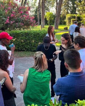 Angelina Jolie Instagram - On this year’s World Refugee Day I celebrated dinner with new friends from Ukraine, Afghanistan, Mali, Côte d’Ivoire, Congo, Egypt, Kurdistan, Nigeria, and Gambia. I’m grateful that among so much heaviness in the world, these brave people shared their time and stories with me. Family, friends, and food bring people together and I was honored to be joined by new friends to eat, share, and learn.

@refugees @savethechildrenitalia @joel_nafuma_refugee_center

#worldrefugeeday #withrefugees #respectrefugees