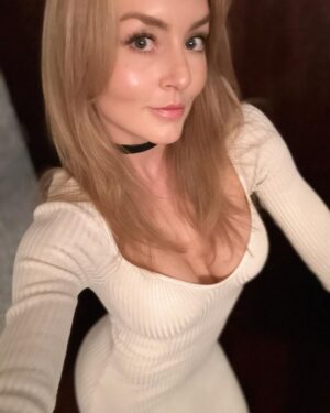 Angelique Boyer Instagram - Sábado 🪩🖤🥂
