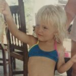 Angelique Boyer Instagram - MEGA TBT POPURRÍ Recuerdo lo difícil que era conseguir ropa de Barbie en esos tiempos 😂 1: Mi platillo preferido Tacos dorados, desde siempre 😋 2: Hierve el Agua Oaxaca Alucinante 😍 vayan! 3: Mi vida montando a caballo en Cómala 🫠 😍 4: Barrancas del Cobre Chihuahua, con mis suegros y mi papá, llegamos en el Tren Chepe 🚂 hay mil cosas para visitar allí MEGA recomendable! 4: La punta del Mont Blanc, teníamos frío ❄️ pero sobre todo ♾️❤️😍 5: La primera y única vez que pesqué, hay pruebas 😂 6: Abrazando a mi Zazouni el día de su boda 💒🫶🫂 7: Con mi Papouni celebrando 🥳🥰 🤩💋 8: Mi amiga desde la infancia 👭 acaba de ser mamá 🤰👏✨ felicidades Claire 🫶 9: Primer día de grabaciones de #amaramuerte🎬 🫶✨🍀✨ a todos los que salen en ese video… los adoro ♾️ Recordando Bellos Momentos De Mi Vida