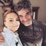 Angelique Boyer Instagram - Me gusta recordar y justo ya salio al aire una secuencia que no podíamos revelar, una larga e intensa jornada que trajo mucha satisfacción, cerca de personas a las que admiro y quiero muchísimo por siempre! Recta final de @elamorinvencible un proyecto que se queda en el corazón 💛