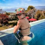 Angelique Boyer Instagram - Le week-end avec mes amours.. je commence à sentir les vacances 🍃 À la maison