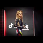 Angelique Boyer Instagram - Un gran momento 🫂❤️✨🍀✨🤩 #tiktokawards Gracias por las 📸 @rrortegar 🫶✨❤️ Televisa San Ángel