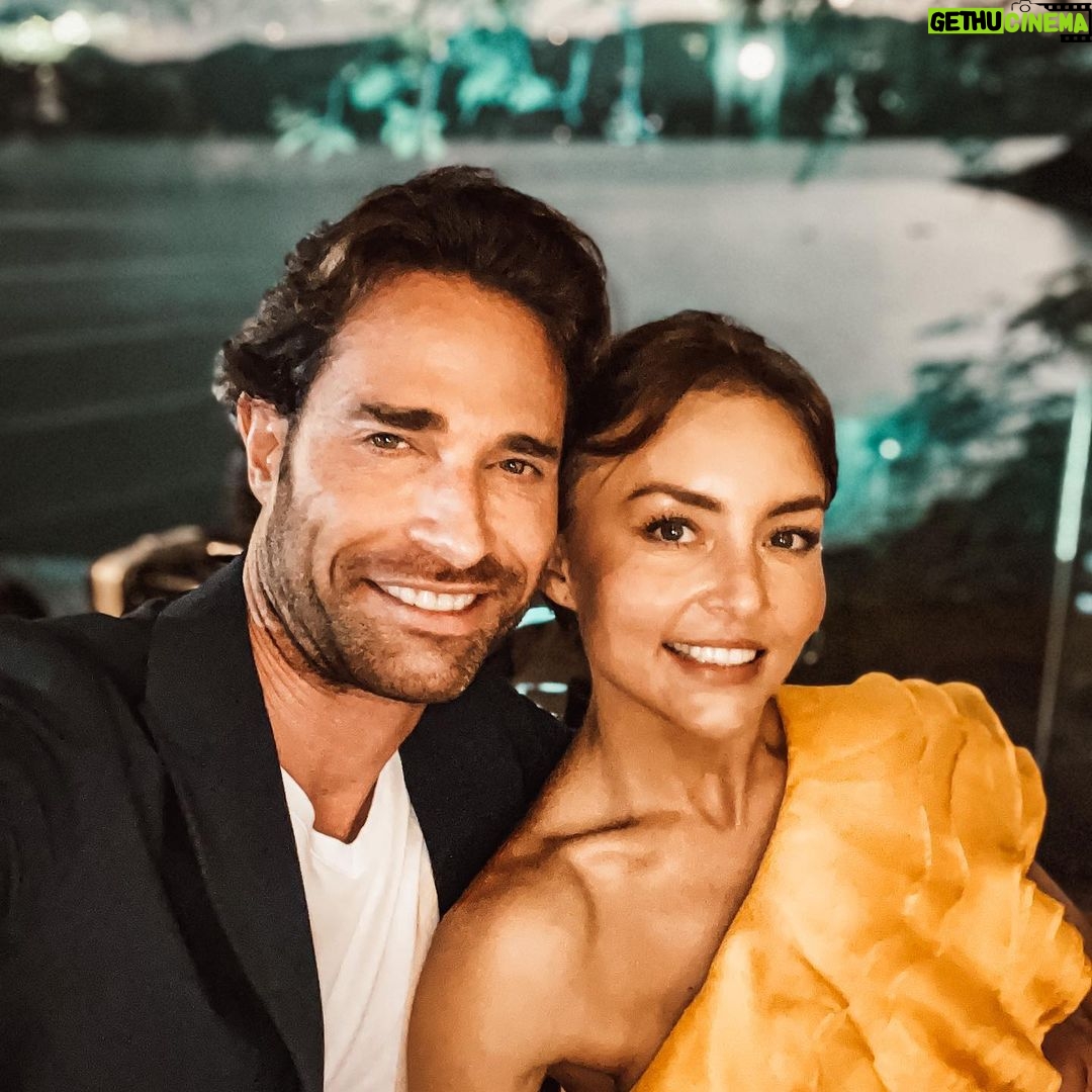 Angelique Boyer Instagram - Hermoso reencuentro. Celebrando el Amor. Boda Maite&Andres #love #boda #amistad #reencuentro #rbd #tovarroni