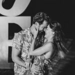 Angelique Boyer Instagram - La magia está en tu sonrisa, en el brillo de tus ojos @sebastianrulli cuando me miras. Sin compartir demasiado de lo vivido anoche 🥰 (disfrutando el momento al máximo) me llegan estas imágenes y no puedo dejar de subirlas GRACIAS @grandvelasmaya hacen que nuestra estancia sea pura felicidad y celebración 🥳. La mejor recomendación. Gracias a todo el equipo que nos llenó de amor ✨🥰🤩👏💋 Riviera Maya México