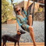 Angelique Boyer Instagram - Le week-end avec mes amours.. je commence à sentir les vacances 🍃 À la maison