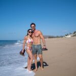 Angelique Boyer Instagram - ¡Nos encontramos! 👫 ✨✨🥰♥️ despiertas en mi el amor más placentero✨ Te amo @sebastianrulli Gracias por capturar tantos momentos increíbles @nickinthematrix Todos Santos, B.C.S.