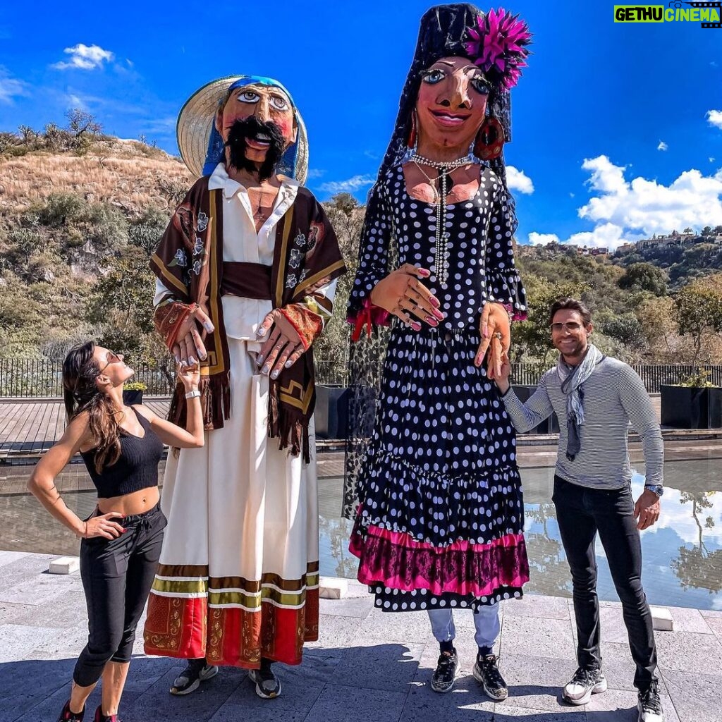 Angelique Boyer Instagram - Cómo amo viajar por México 🇲🇽 San Miguel de Allende📍La pasamos increíble 😃🥰🤩 que recuerdos 😃👏❤️ San Miguel de Allende, Guanajuato