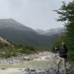 Angelique Boyer Instagram - Las que no se han subido de la Patagonia… no me lleve ese gorro pues estábamos en pleno verano… 😏 sigo sin superarlo 😍 Este post en especial agradecimiento al Sensei de la montaña @payosur que nos llevó por los mejores senderos 🙏 diversión y risas a tope! ❤️ EL Chalten National Trekking, EL Calafate, Argentina