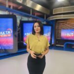 Angie Ang Instagram – Aku tau banyak di antara kita di sini yang sudah jarang nonton TV
Tapi kalian tau kan, kalau @faktaterkini_net yang tayang Senin-Jumat jam 4 sore itu bisa ditonton via streaming? 🫶🏼🫣