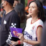 Angie Ang Instagram – MALAM INI KALIAN PJ ATAU PRAWIRA? 🤓🤓🤓🤓
.
Road to Fiba Basketball World Cup 2023 bentar lagi, kita nikmatin @iblindonesia dulu lah final malam ini… 
it was #jobmcangie #FBWC2023 !