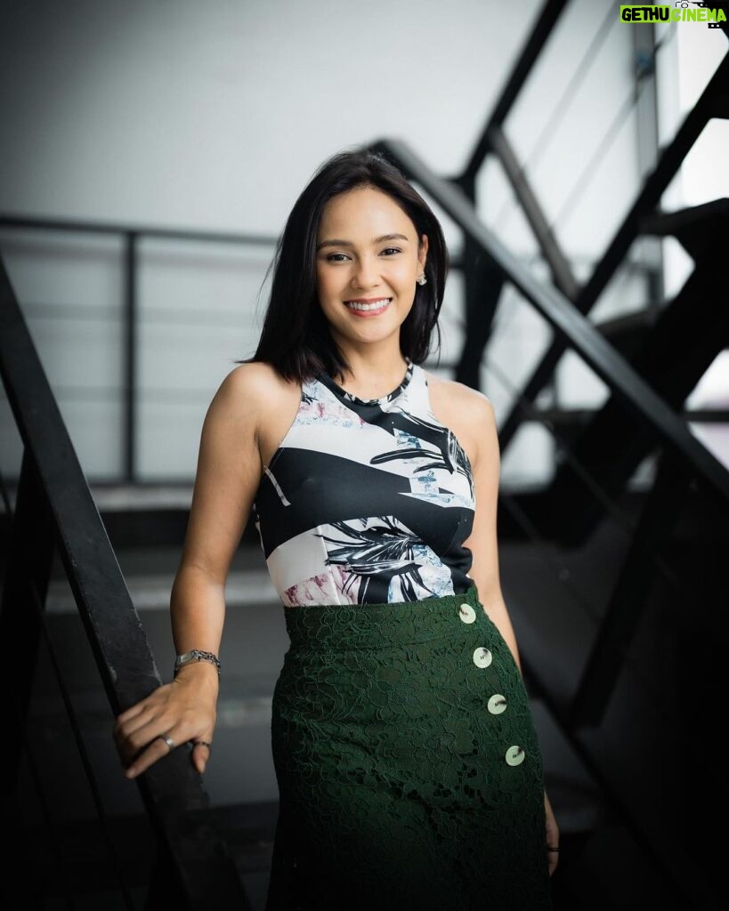 Actress Angie Ang HD Instagram Photos and Wallpapers December 2023 ...