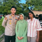Angie Ang Instagram - Kenalin, Eva namanya. Ibu persit di film #akurinduthemovie Larantuka Flores Timur NTT
