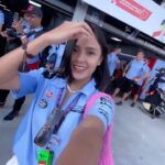 Angie Ang Instagram - Paddock access ✅ dari @federaloil_id 🙏🏼 Hospitality ✅ Nonton dari garage ✅ @gresiniracing 🫡 Motoran keliling sirkuit ✅ Hero walk ✅ @motogp Podium ✅ Champagne celebration ✅ Boleh pinjam seratus ✅ 🦇 . #nontonmotogpnyaman #indonesiangp #federaloil