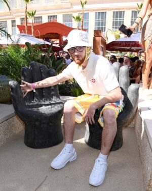 Angus Cloud Instagram - @taobeach @venetianvegas #ad