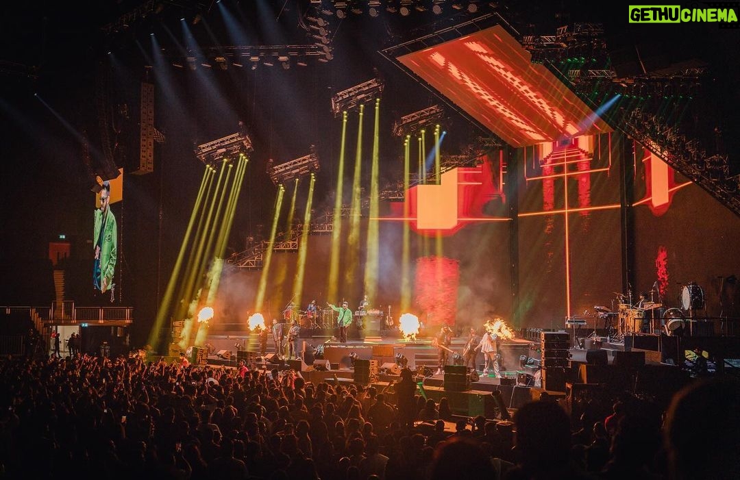 Anirudh Ravichander Instagram - Show #1 of Hukum world tour, Dubai 🇦🇪 was a mega blast. 📸 @rp3825 @anirudhofficial #hukumworldtour #anirudhlive #dubai🇦🇪. @vinhariharan @siddarth1786 @vjkaycee @vinod_ld @rajeshaxl @shankstep @le_sajbro @akriz23 @kebajer @ravig_official @livingston06 @adimodi @pallavi_85 @djgowthamofficial @srinivasanmuthiahk @shivakiran_sridhar @jonitamusic @riazkahmed.pro @asranisimran @sweta.borker6 @princehumai @dancersatz @adithyark.music @yogisekar @shruthimanjari Coca-Cola Arena